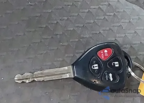 2007 Toyota Camry Le V6 z USA, uszkodzony, nr VIN 4T1BK46K67U537392